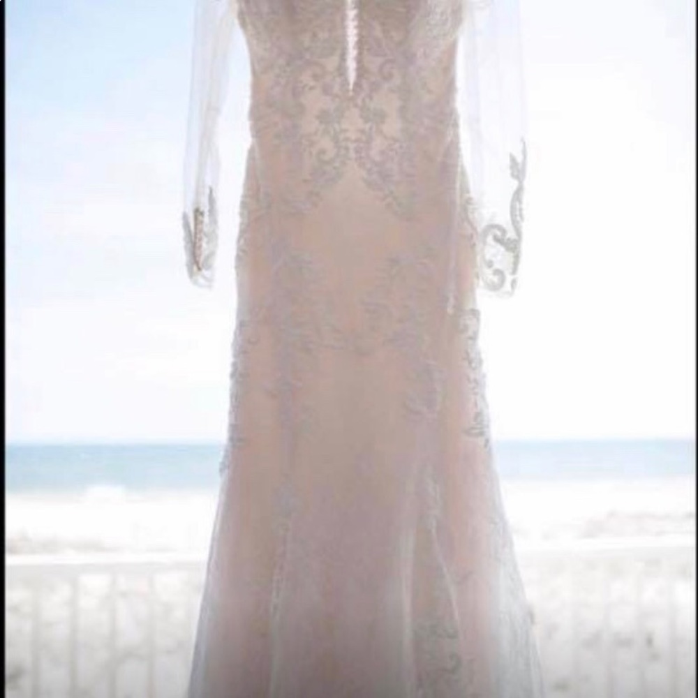 Justin Alexander ivory wedding dress size 12 - Picture 2 of 8